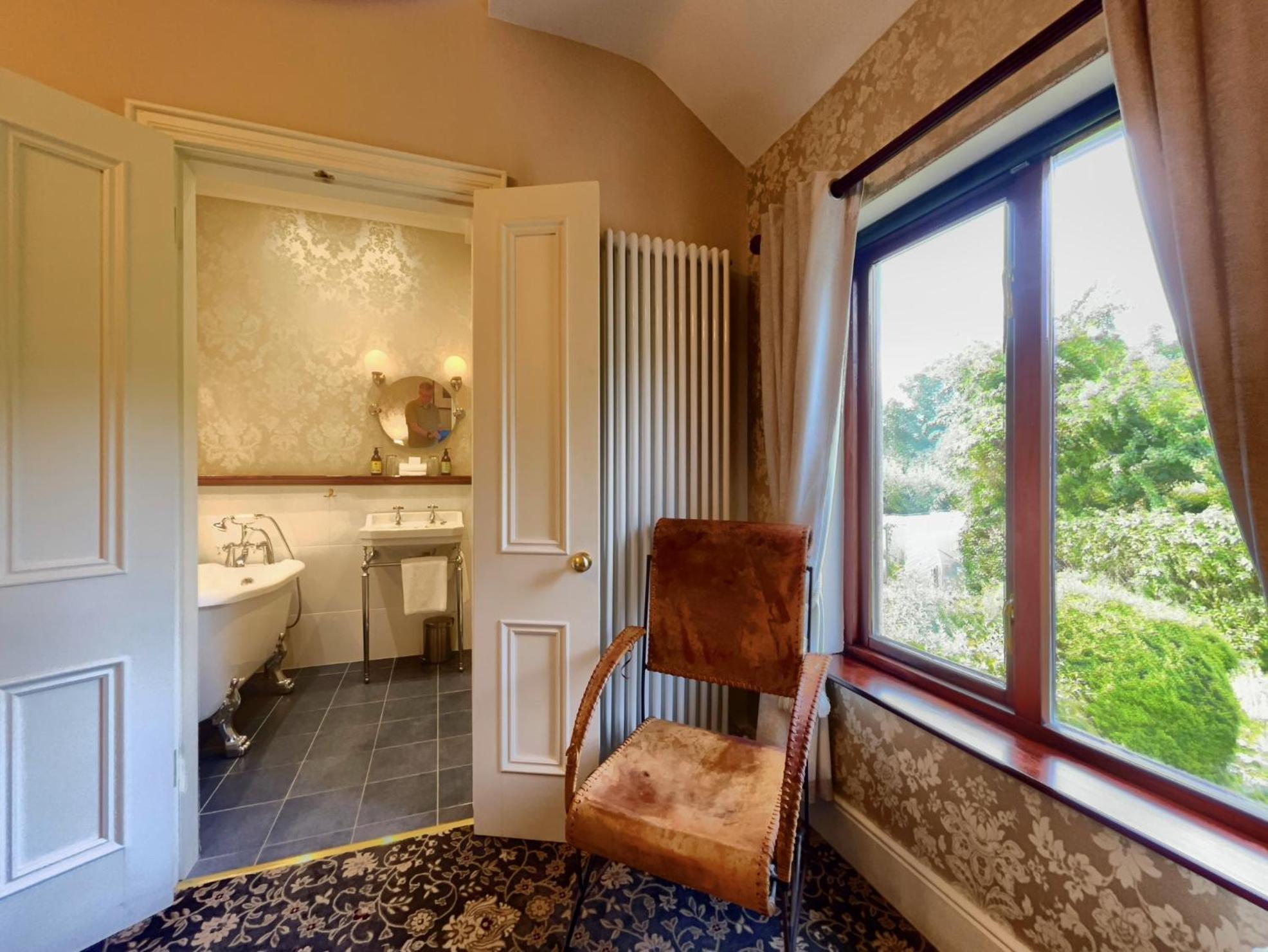 Ghan House Карлингфорд Екстериор снимка